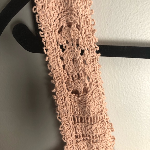 Cute tan retro crochet top - Picture 3 of 9